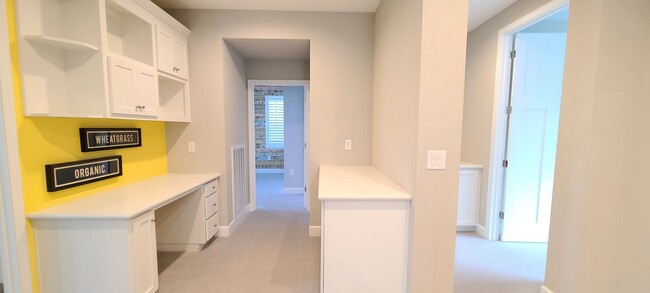 Building Photo - Gorgeous 4 Bedroom Model Home in the Cannery