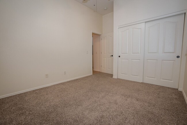 Building Photo - 1604 Laguna Nigel Dr