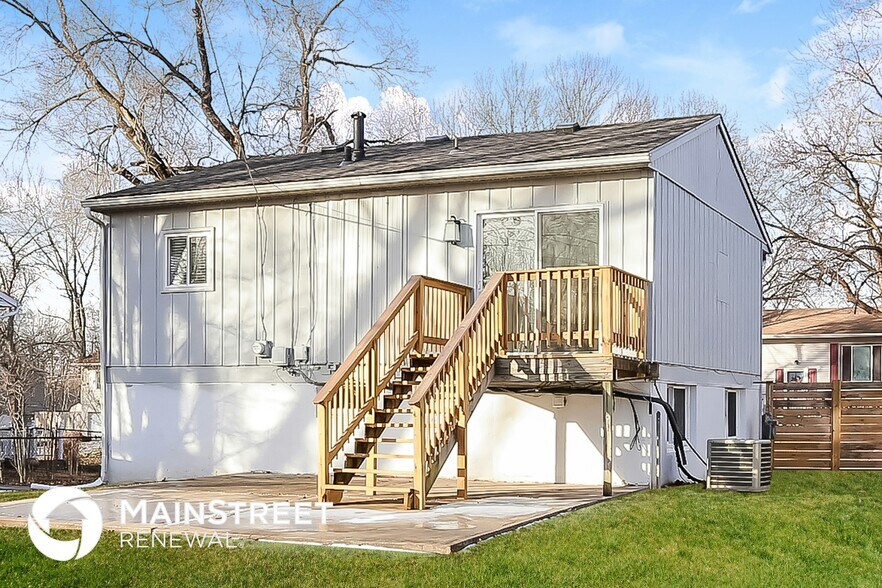 Building Photo - 1417 Osage Trail