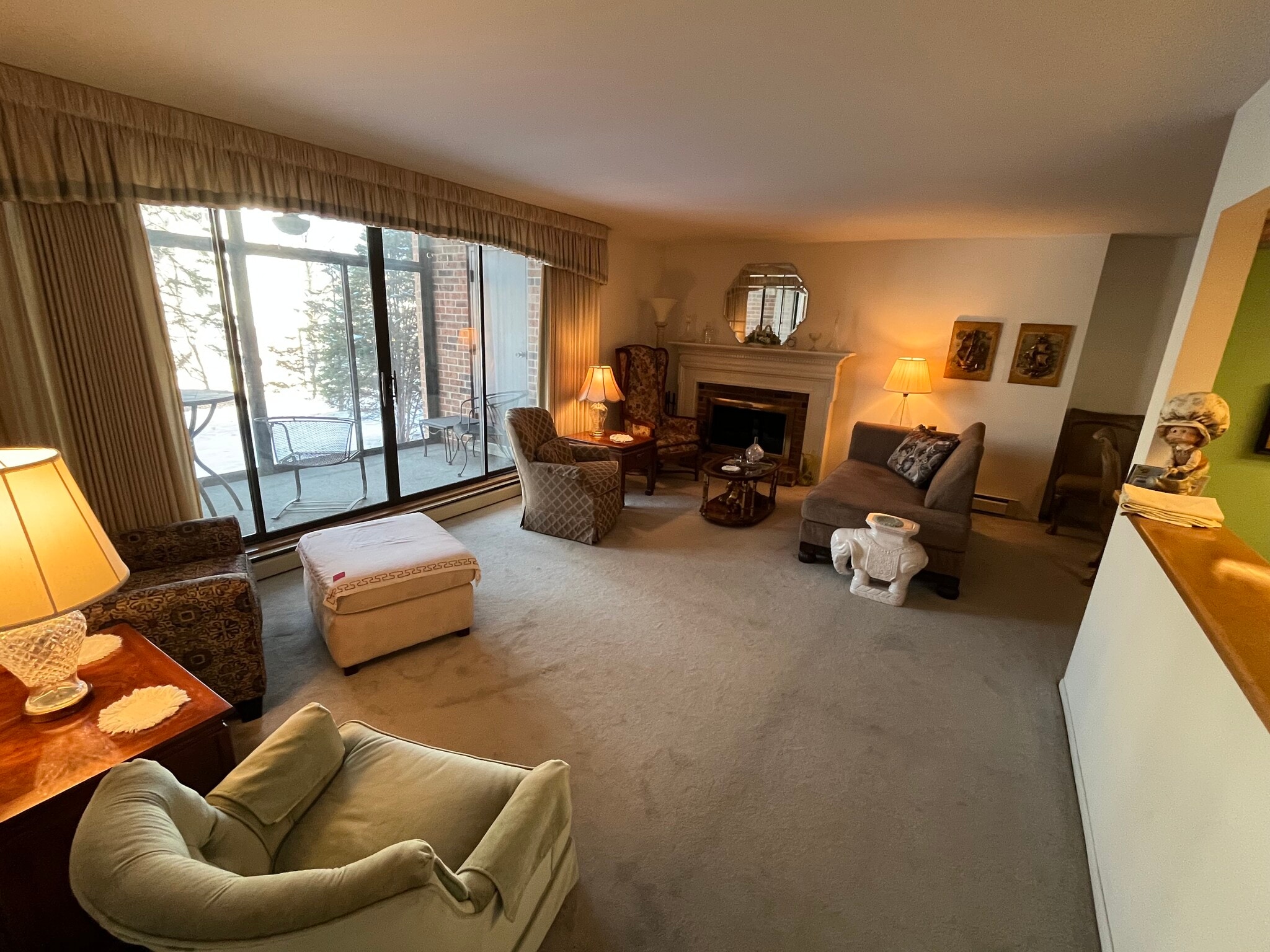 Building Photo - 6302 Mineral Point Rd