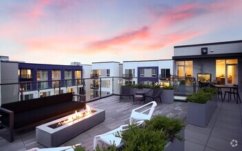 Building Photo - Paceline