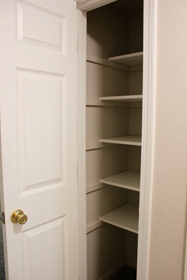 Linen Closet - 252 Montcalm St