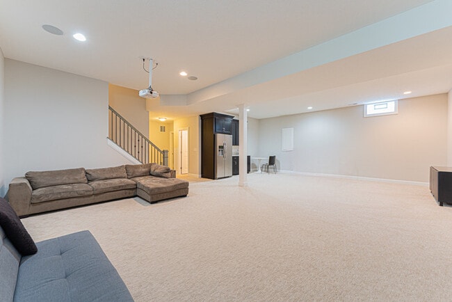 Building Photo - Stunning home in Olentangy schools!