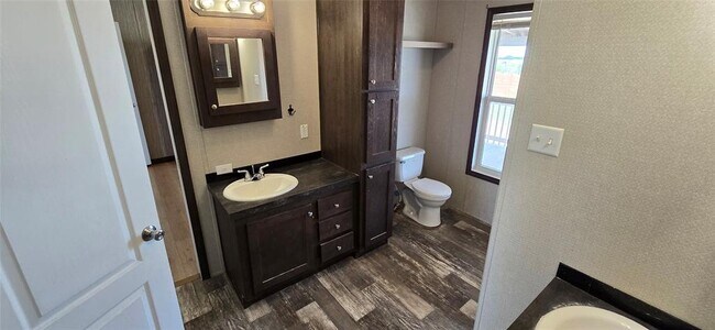 Building Photo - 148 Sunview Dr