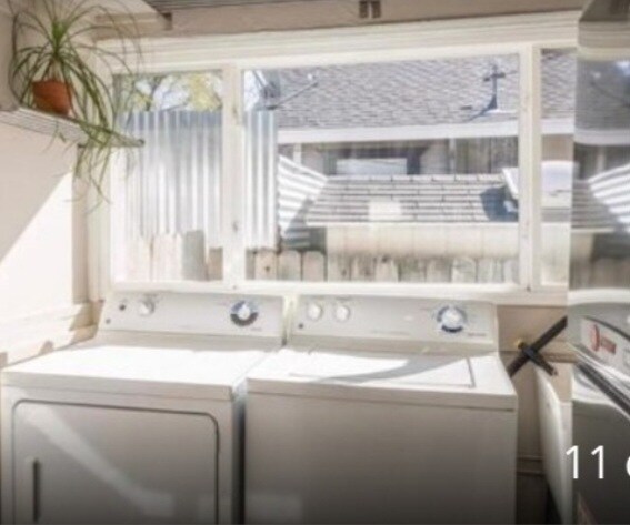 Building Photo - 5835 Broadway