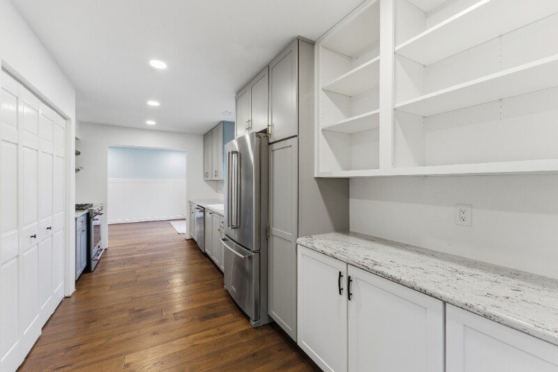 Building Photo - 210 73rd St