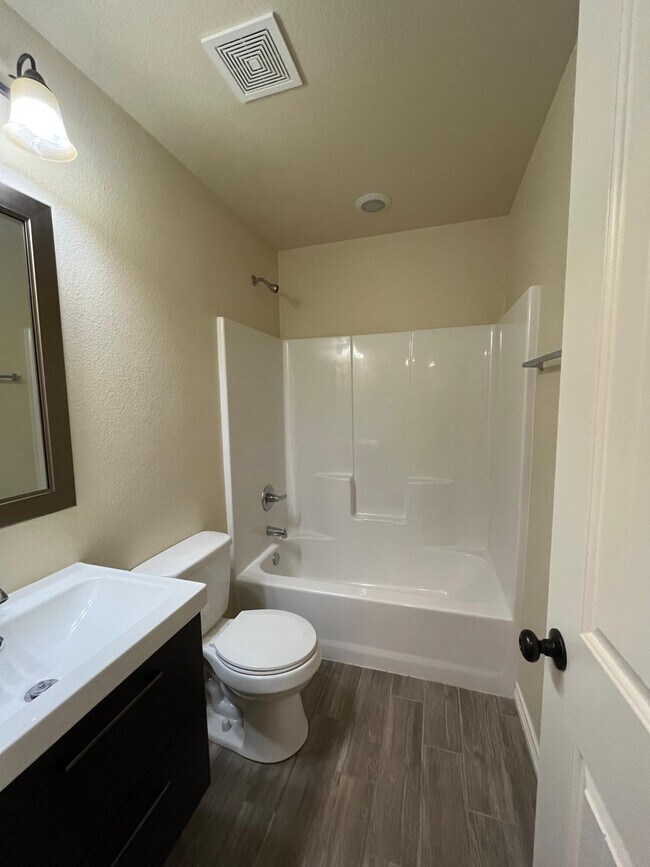 Building Photo - 10327 Avenue X