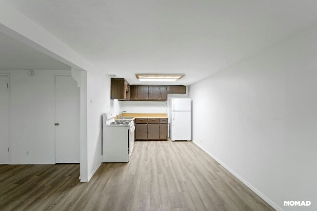 Building Photo - 127 N 1st Ave