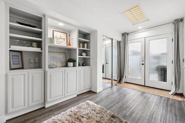 Building Photo - 27 Cll Encinitas