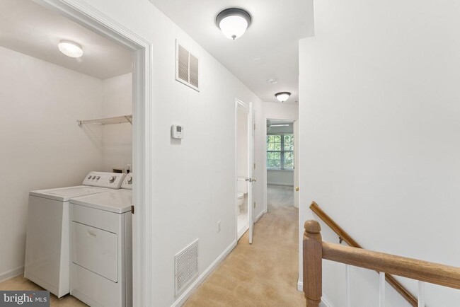 Building Photo - 11892 Breton Ct
