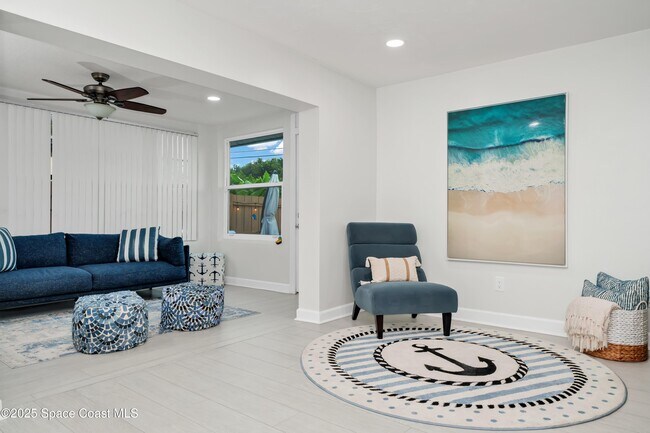 Building Photo - 363 Harbor Dr