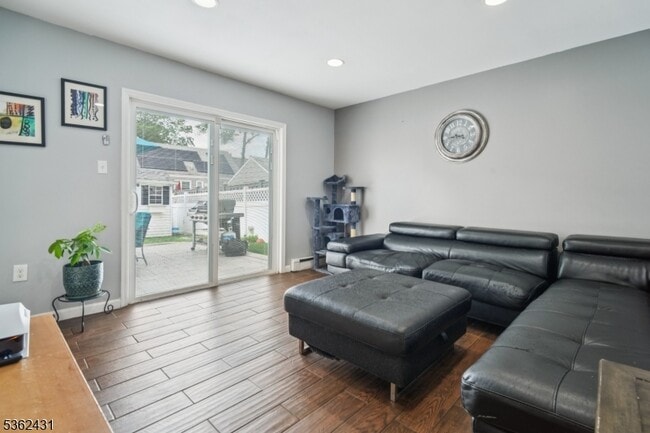 Building Photo - 491 Ragland Dr