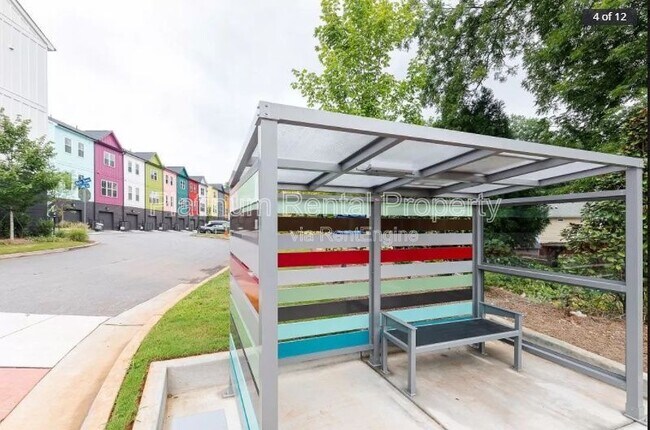 Building Photo - 146 Color Cir