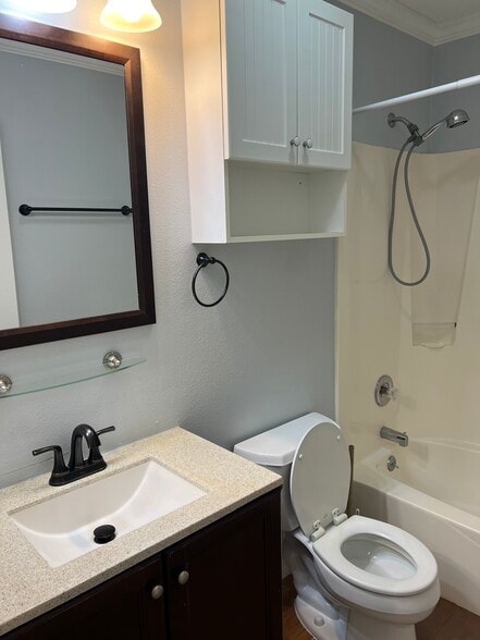 Building Photo - 117 Rio del Mar St