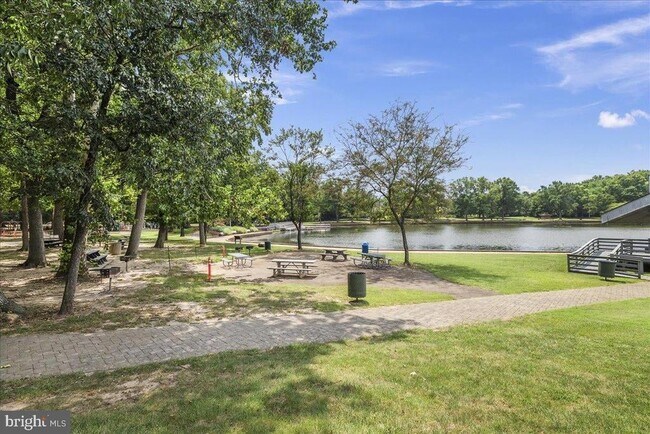 Building Photo - 15605 Everglade Ln