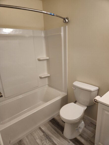 Building Photo - 14 S Indian Valley Ct