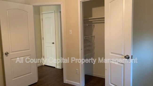 Building Photo - 1233 Conway Dr