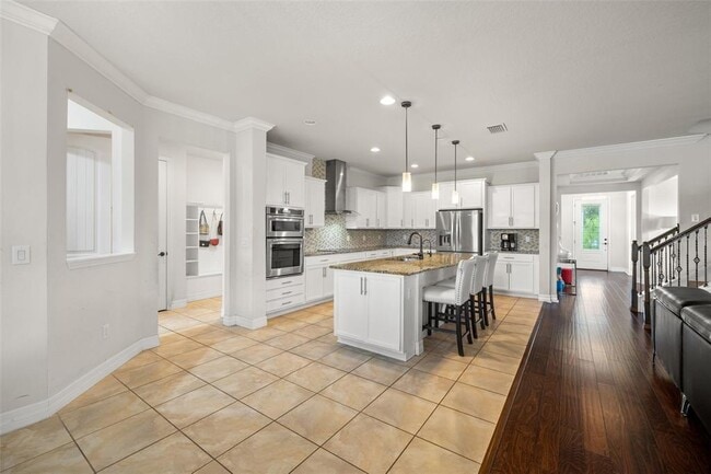 Building Photo - 18754 Birchwood Groves Dr