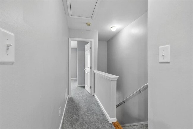 Building Photo - 3044 Lauren Parc Rd