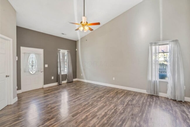 Building Photo - Pasadena Avenue