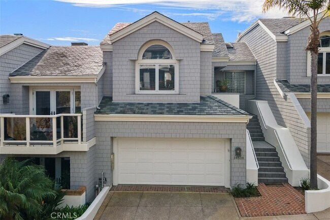 Building Photo - 24536 Santa Clara Ave