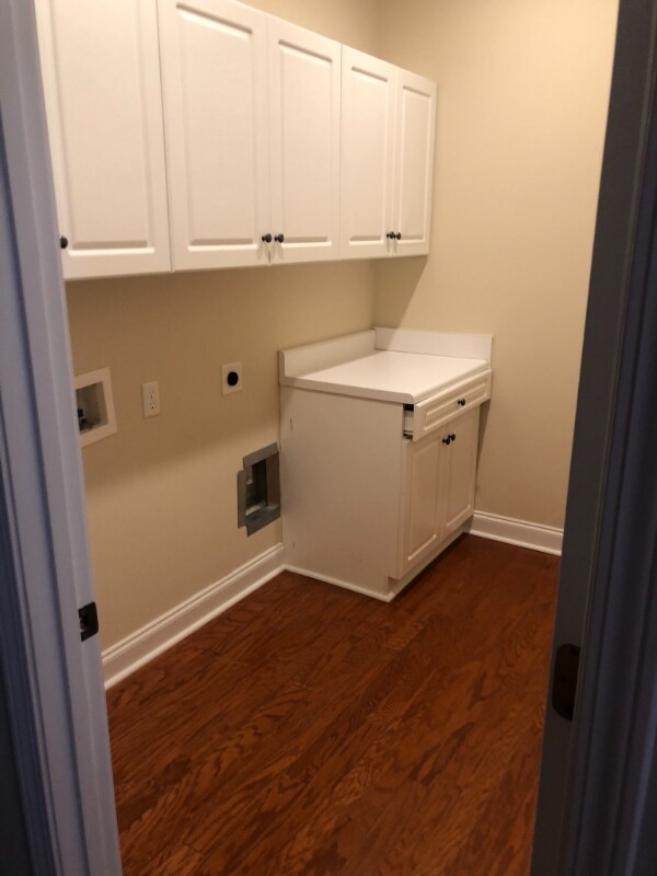 Building Photo - 5604 Warrendale Ct S