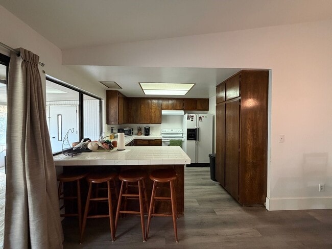 Building Photo - 3668 28th St E