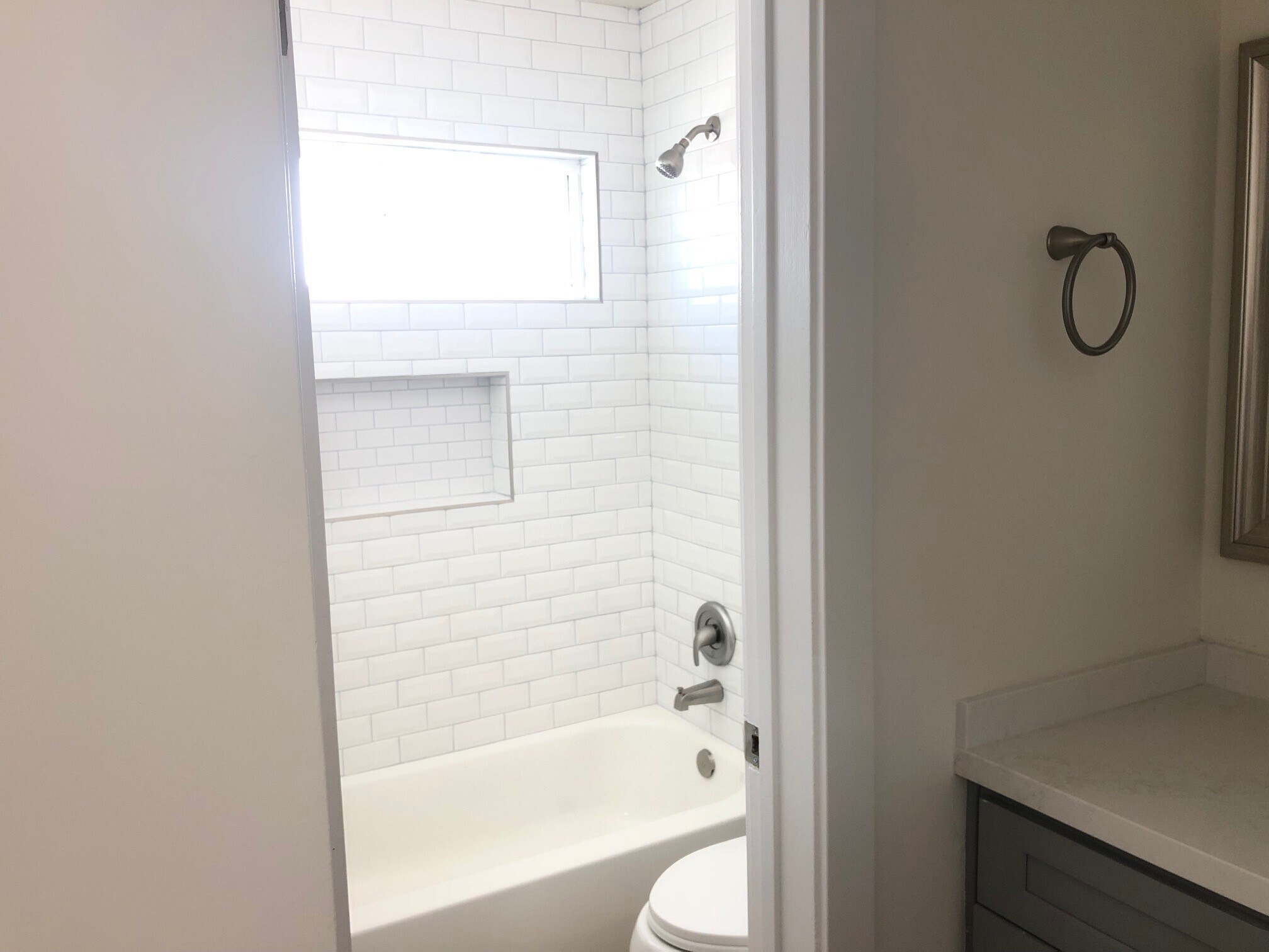 Building Photo - 4271 Green Ave