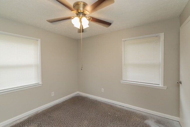 Building Photo - * Section 8 Voucher Welcomed* $1,000 - Just Updated 2 bed/1 bath house for rent Augusta!!!