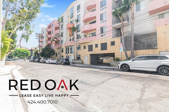 Building Photo - 6700 Franklin Pl