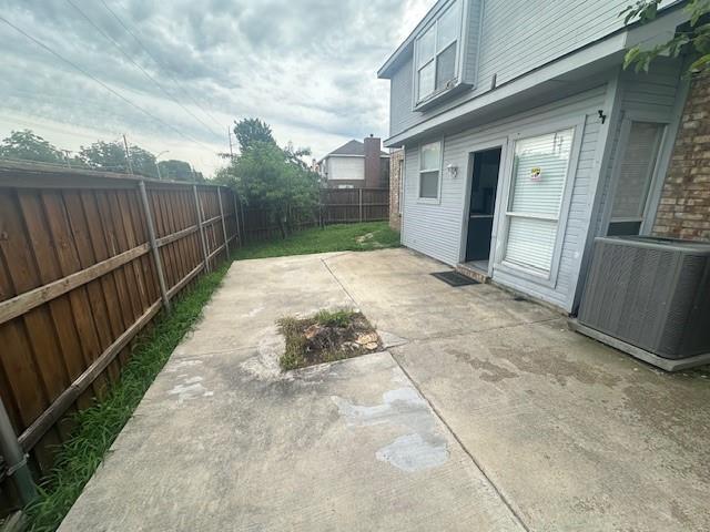 Building Photo - 3204 Bellville Dr