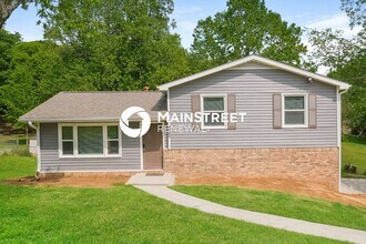 Building Photo - 4 Bedroom Pet-Friendly Home in Conyers, GA with Main Street Renewal