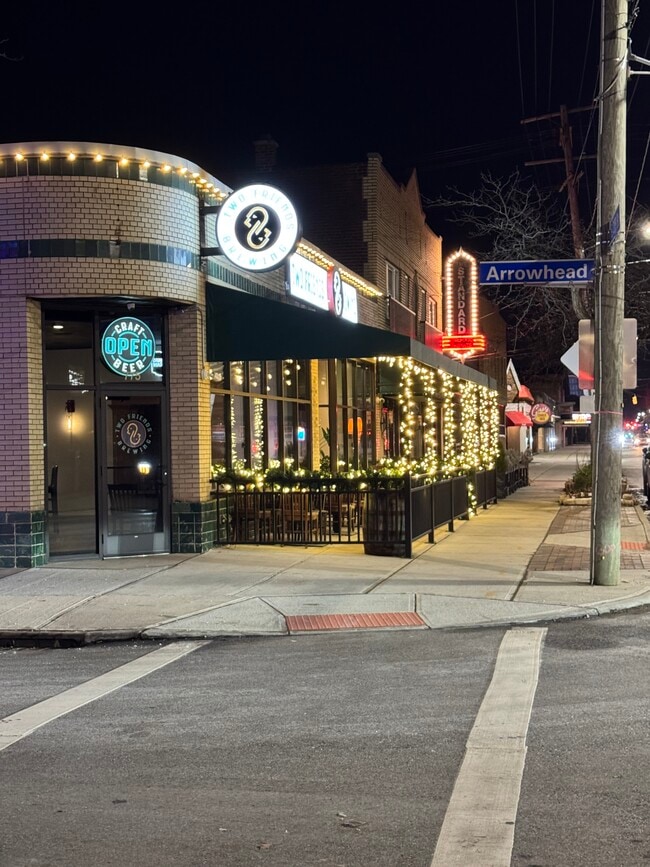 Building Photo - 18702 Arrowhead Ave