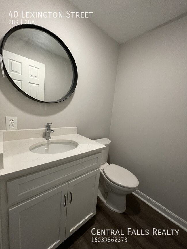 Building Photo - 40 Lexington St