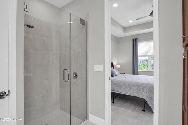 Building Photo - 109 Salt Shaker St