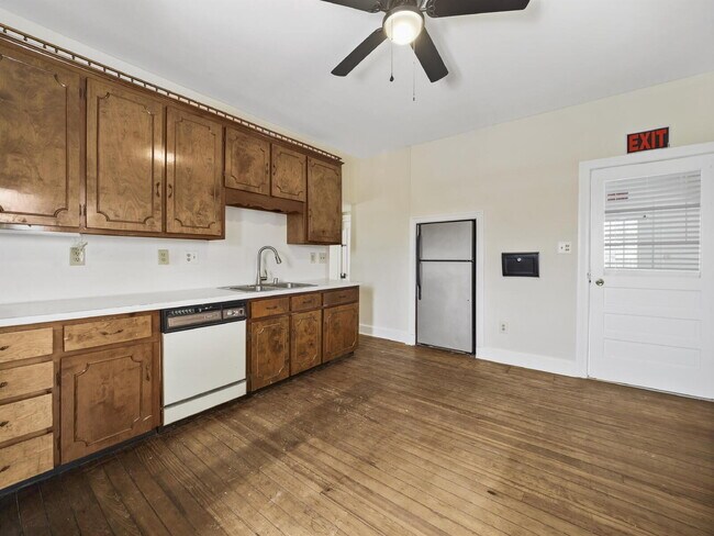 Building Photo - Charming 3-Bedroom Single-Family Home with Wrap-Around Porch & Private Fenced Yard