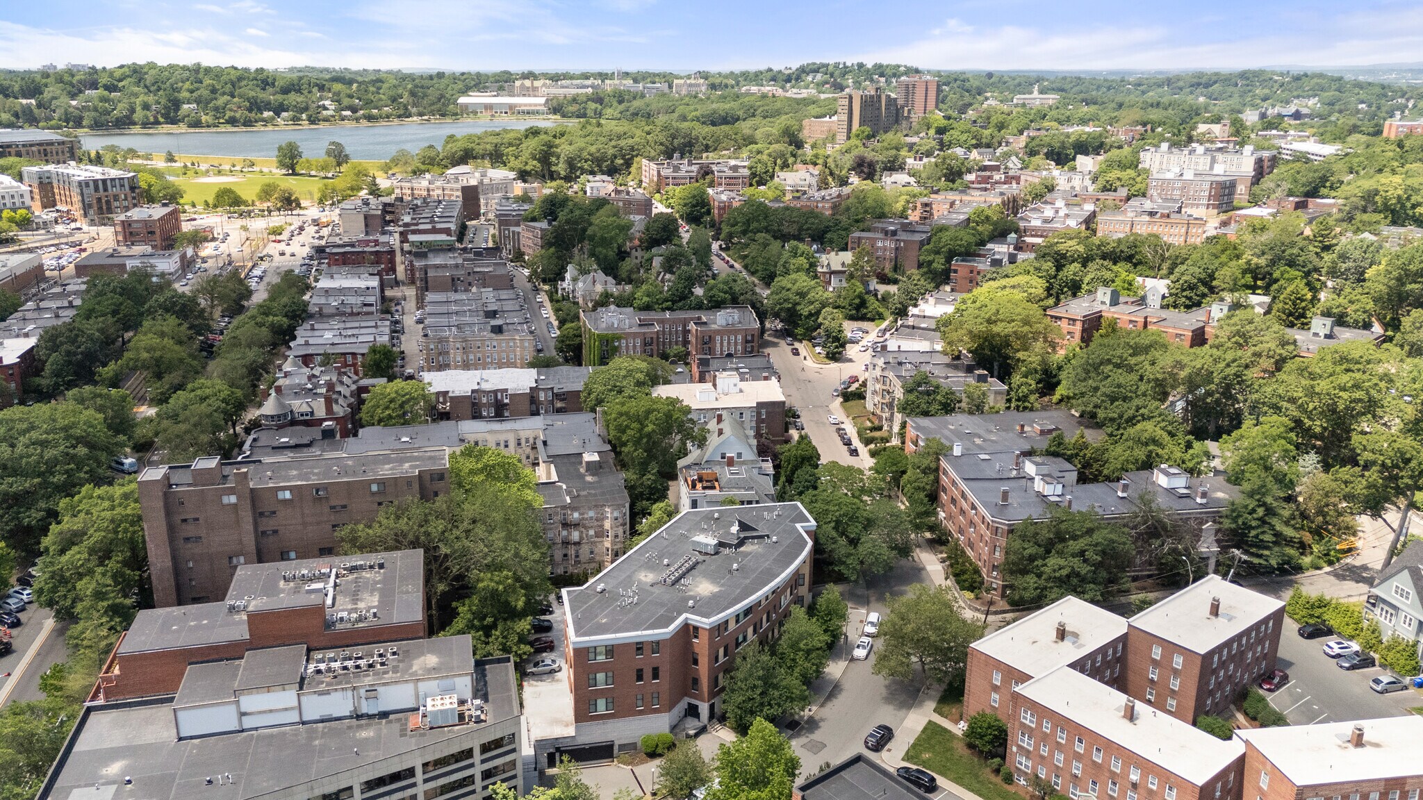 Building Photo - 20 Englewood Ave