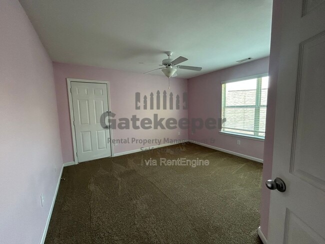 Building Photo - 214 Turnbridge Cir