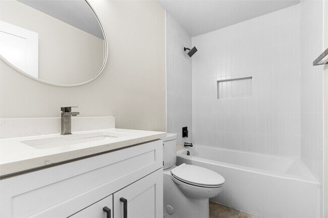 Building Photo - 4506 Dorsett Oaks Cir