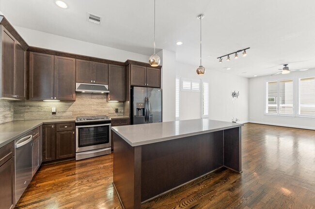 Building Photo - 312 Eado Park Cir