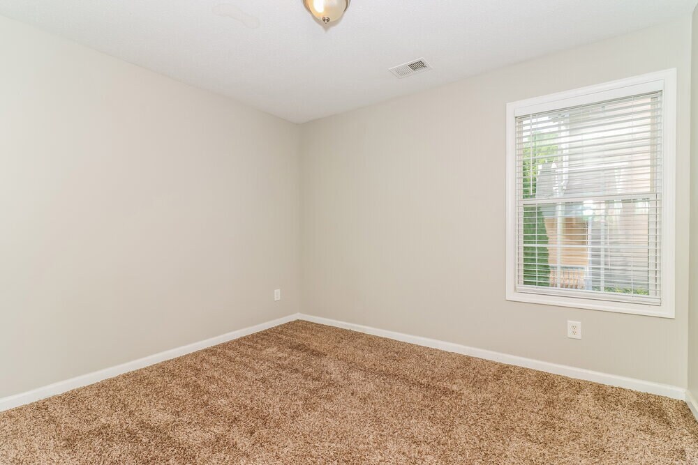 Building Photo - 391 Greystone Pkwy