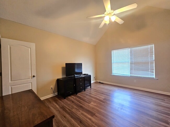 Building Photo - 1413 Leigh Ct