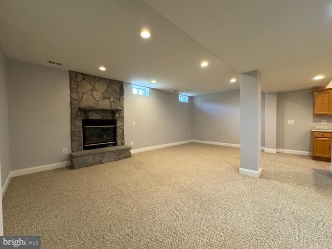 Building Photo - 13868 Piedmont Vista Dr