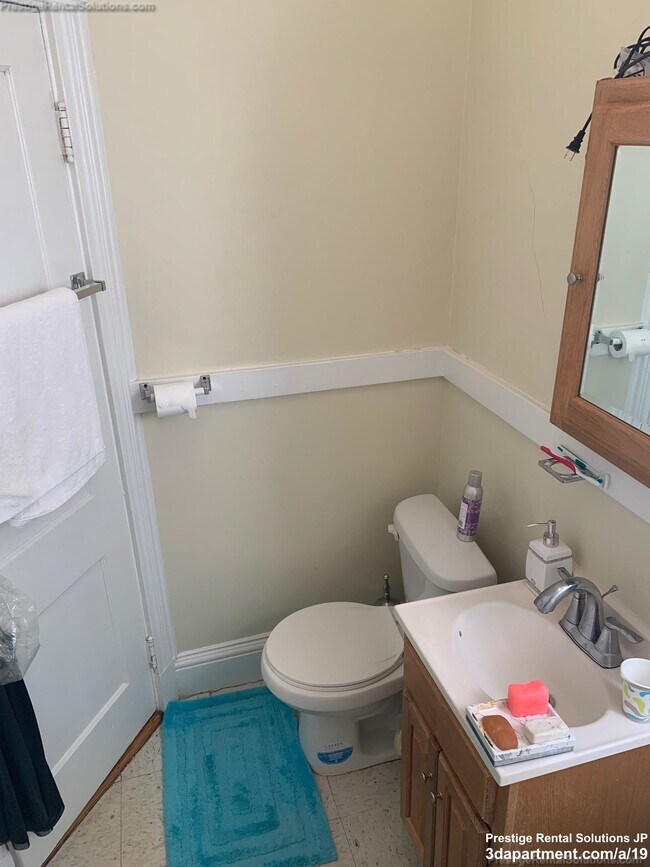 Building Photo - 91 Gordon St