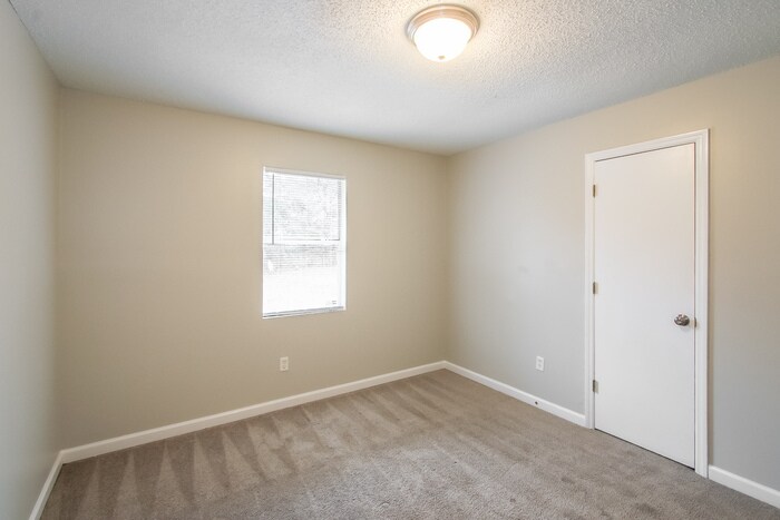 Building Photo - 3404 Nance Blvd