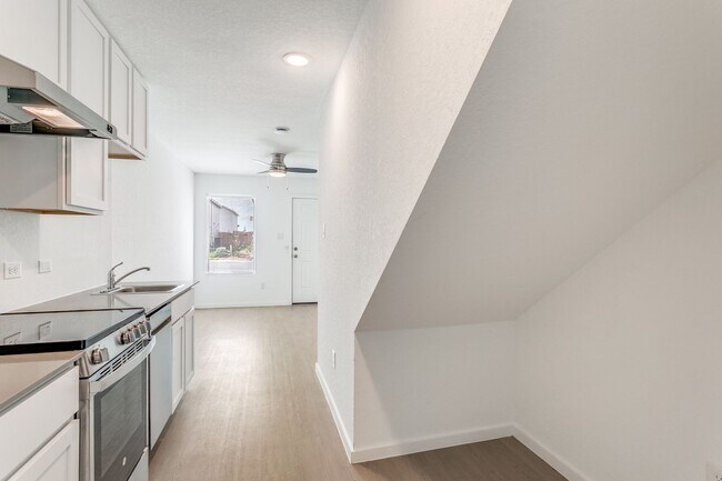 Building Photo - Brand-New 2BR Home w/ Loft, Private Yard & Internet Included Near Randolph AFB