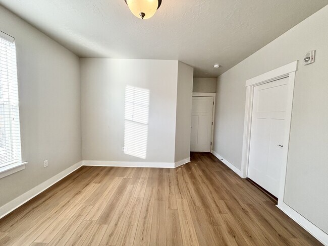 Building Photo - 13084 S Tortola Dr
