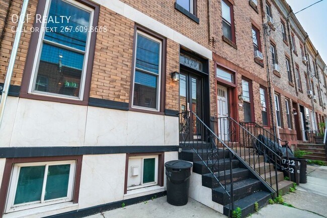 Building Photo - 1720 Moore St