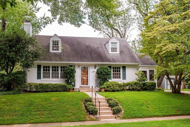 Building Photo - MUST SEE! Cozy Corner Cape in Chevy Chase is Move-in Ready!