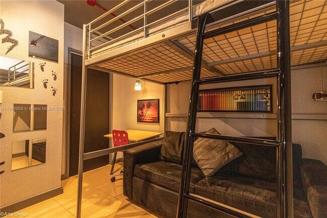 Building Photo - 500 Three Islands Boulevard